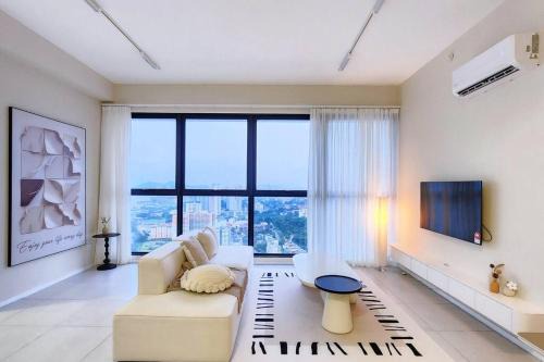 George Town Apartamento | Tatami with HomeCinema, 9pax, Urban Suites by PG Home
