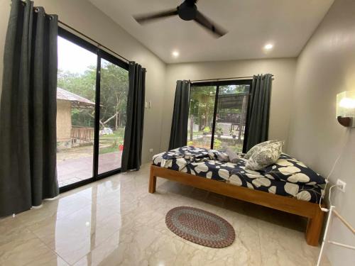 El Nido Cabina | Tatay Noel Farm house