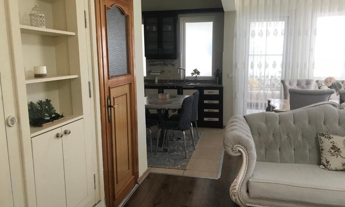 Alacati Apartamento | Tatil yapabileceğiniz konforlu bir ev