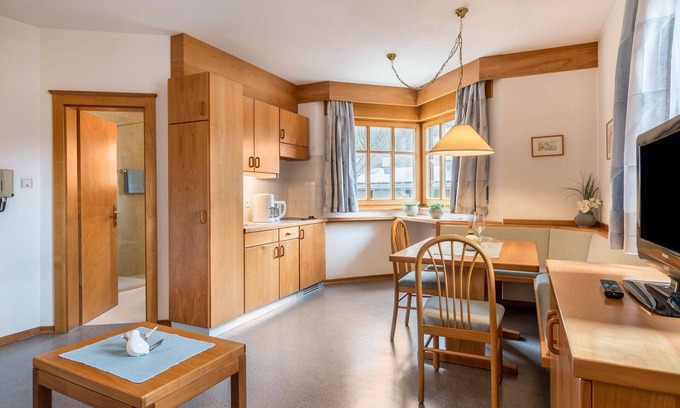 Parcines Apartamento | 'Apartamento Taufner C 103' con vistas a la montaña, jardín y Wi-Fi
