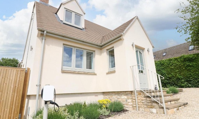 Burford Casa | Tawny Cottage