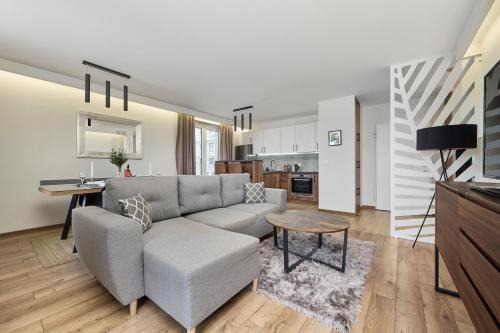 Fabryczna Apartamento | Tawryczewskiego Apartments Wrocław by Noclegi Renters