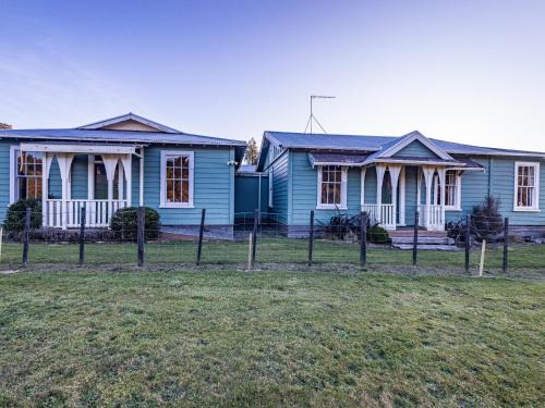 Erua Casa | Taylor Lodge Adventure Base - Erua Holiday Home