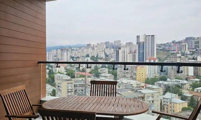 Saburtalo Apartamento | Tbilisi Gardens One Bedroom With Pool