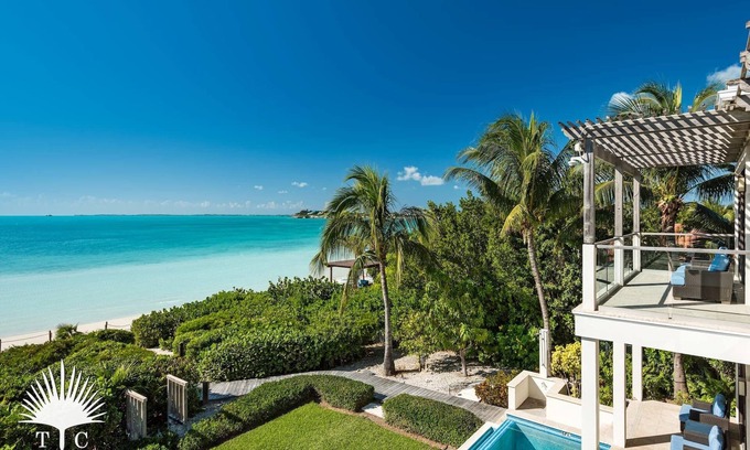 Ocean Point Casa | TC Villas - Lilikoi - Beachfront on Sapodilla Bay!