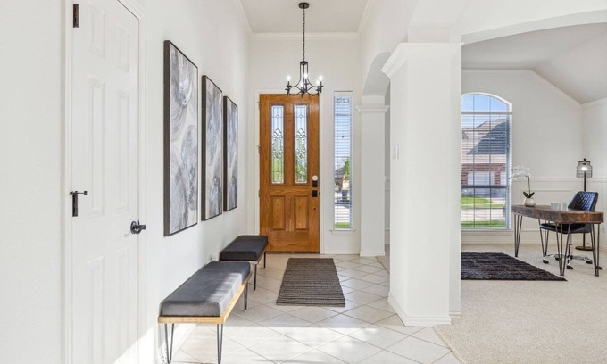 Keller Casa | TCH - Spacious 4bd/2ba home in Keller with Office