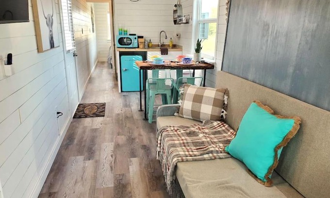 Johnson City Casa | TCR @ 290 Wine Trail #11 - New 40' unit sleeps 4!