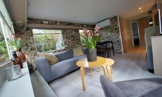 Bosgebied Hoenderloo Chalet De Esquí | Te Huur: leuke 4-persoons Stacaravan op top locatie!