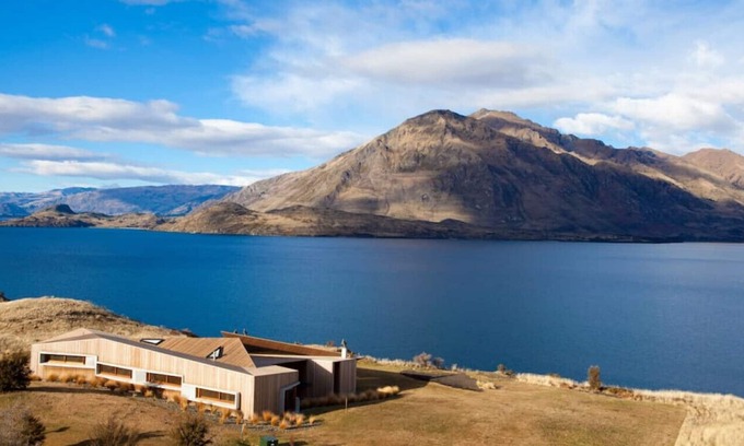 Wanaka Casa | Diseño arquitectónico, propiedad galardonada con acceso privado al lago.