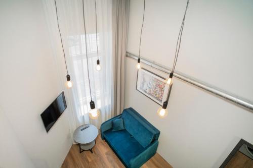 Liberty Avenue Apartamento | Teeny Tiny Lofts in Center
