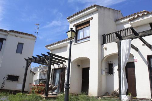 El Ronquillo Casa | TEJADILLA Casita Rural Cerca de Sevilla con Piscina