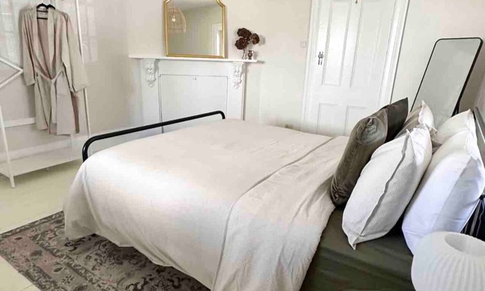 Penola Casa | Telegraph Station Stays