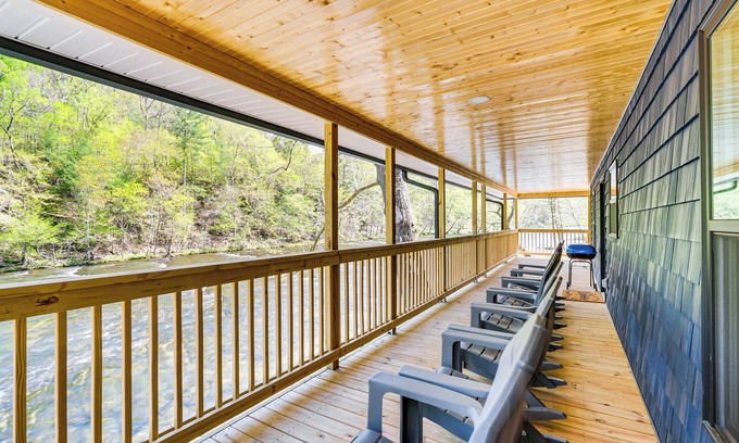 Tellico Plains Cabina | Tellico River Cabin w/ Game Room & Fire Pit!