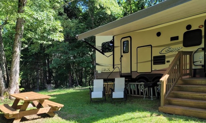 Tellico Plains Casa | Tellico RV at the bottom of the Cherohala Skyway