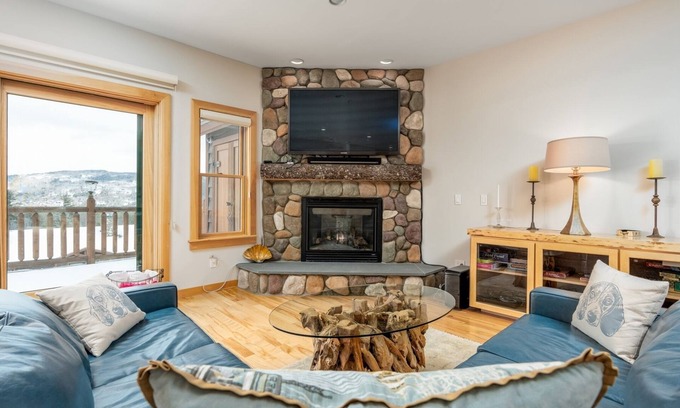 Sunday River Area Casa | Tempest Ridge Townhouse 18 | 6 Bed, 4.5 Bath