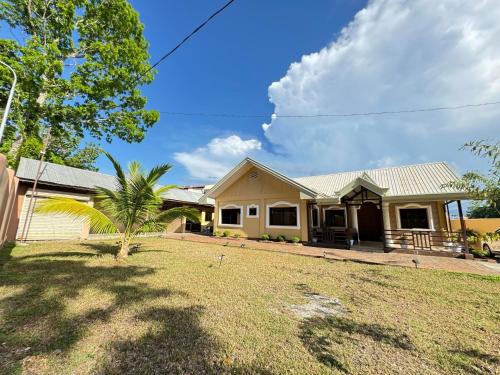 Dipolog Casa | TenEighteen Family Vacation Home
