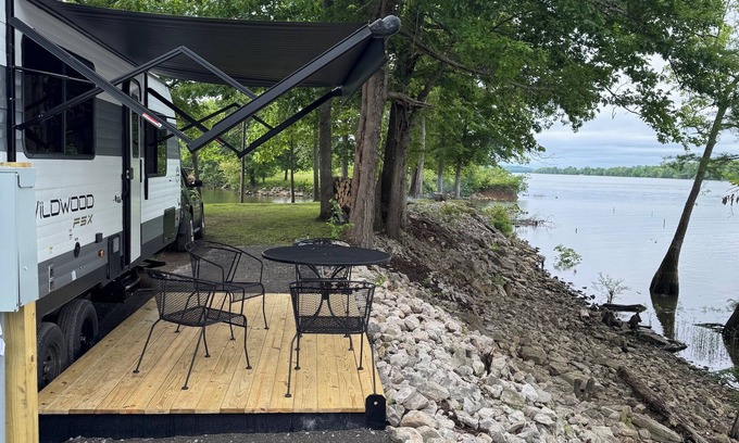 Denver Casa | Tennessee River RV Retreat