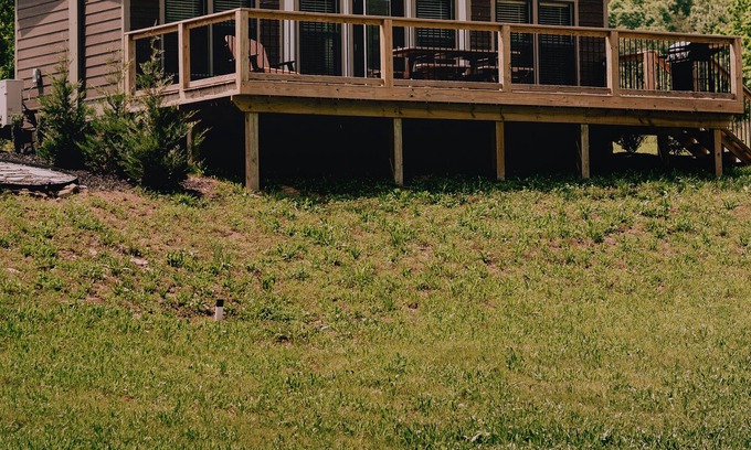 Gatlinburg - Pigeon Forge Cabaña | "Tennessee State of Mind"- Riverfront Tiny Home in the Smoky Mountains