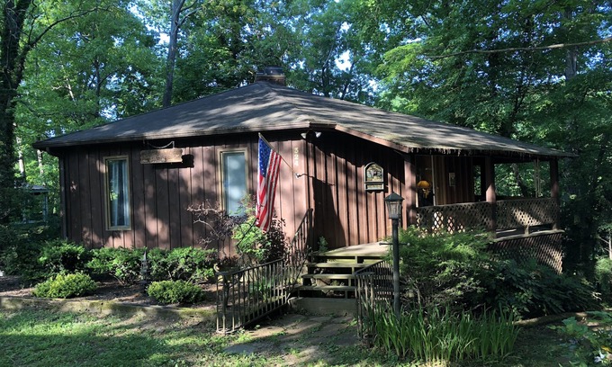 Estill Springs Casa | "Tennessee Tahoe": Acogedora cabaña en Tims Ford Lake con un nivel dos Muelle