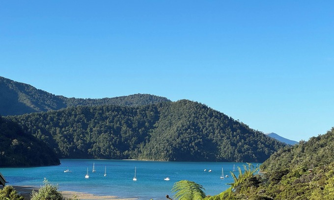 Duncan Bay Casa | Tennyson Sea View