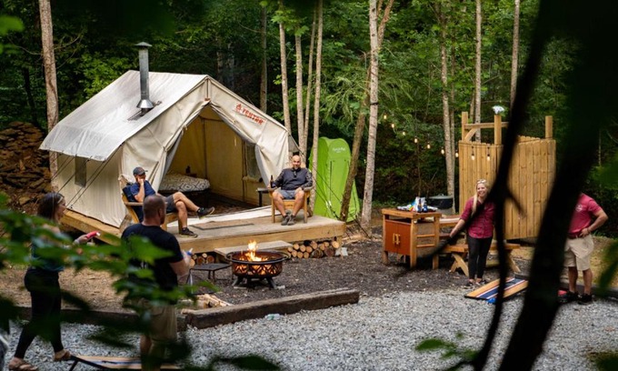 Englewood Otro | Tentrr Signature - Olde English Farm Tent 2