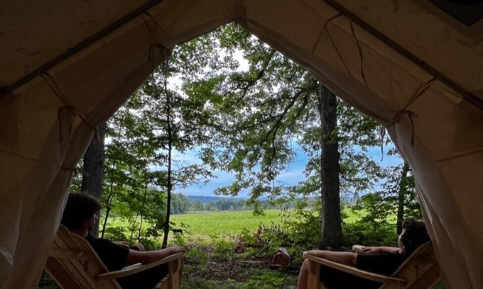Ithaca Alquiler De RV | Tentrr Signature Site - Orchard and Gorge Tent at South Hill Cider - Site #1