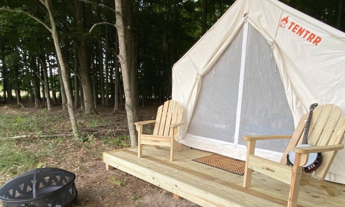 Honor Alquiler De RV | Tentrr Signature Site - Sleeping Bear Dunes - Sleepy Bear Den