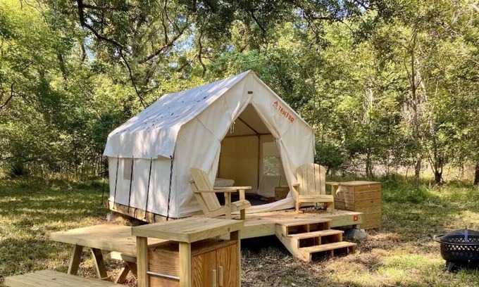 Texas Gulf Coast Region Alquiler De RV | Tentrr State Park Site - Texas Brazos Bend State Park – Trailside H – Single C