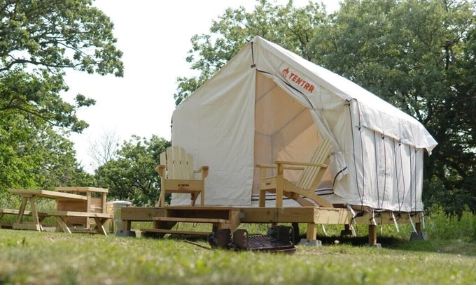 Burbank Alquiler De RV | Tentrr State Park Site - Nebraska Ponca State Park – Woodland C – Single Camp