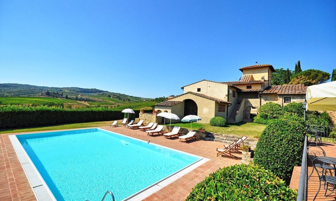 San Casciano in Val di Pesa Apartamento | Apartment en Le Quattro Strade con 4 habitaciones, capacidad 10