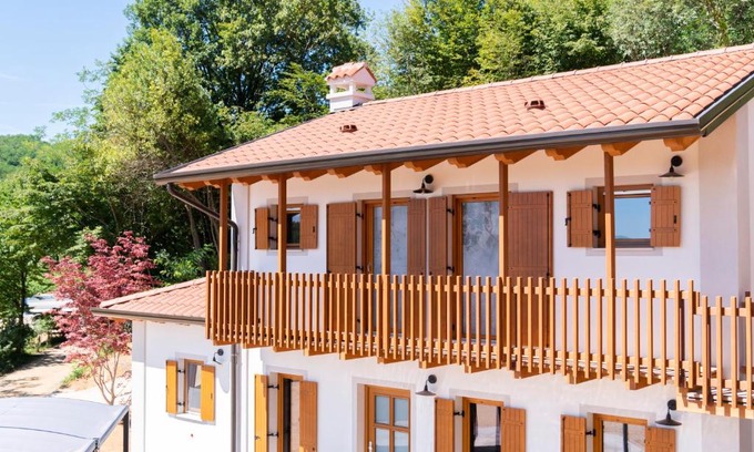 Cormons Casa | Tenuta Della Casa Wine & Rooms - La Pausa del Collio