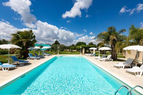 Mesagne Villa | Tenuta Donna Caterina by BarbarHouse