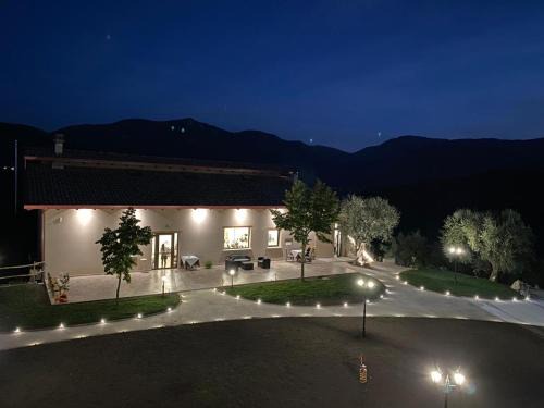 Pertosa Casa | Tenuta Morrone