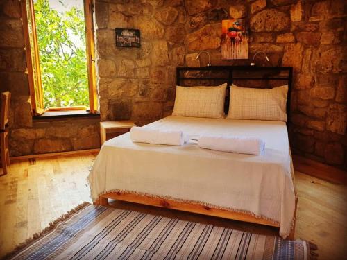 Ayvacik Hotel | Teora stone otel no 68