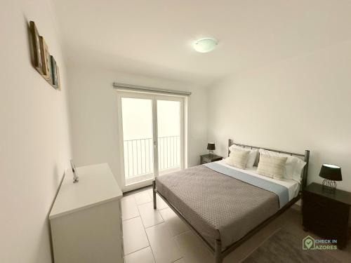 Angra do Heroismo Apartamento | Terraço e vista deslumbrante no centro de Angra