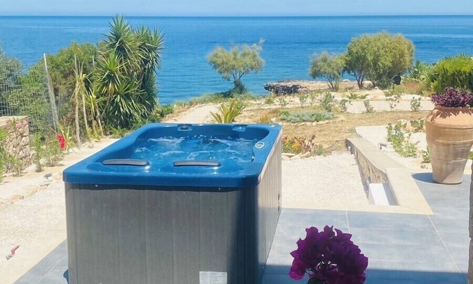 Skinaria Hotel | Terra Petra Villa - The Seafront Retreat