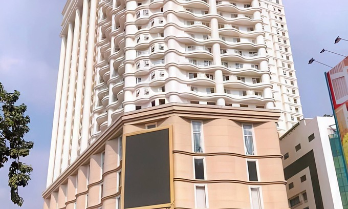 Phuong 8 Condominio | Terra Royal Apartment D3 - 1 2 BR at City Center