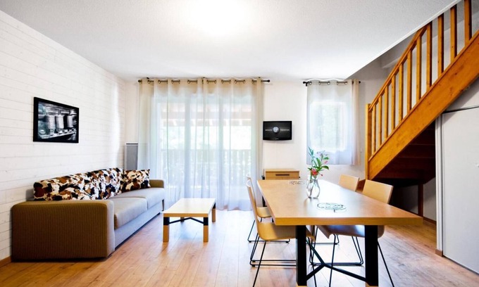 Ax-les-Thermes Apartamento | Terraza, balcón, parking, tv, local para esquís, 30m², Ax-Les-Thermes