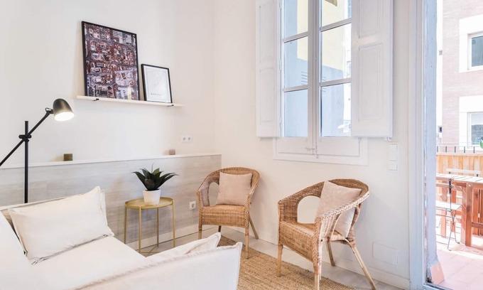la Vila de Gracia Apartamento | Terraza, sol y vida local en Gracia