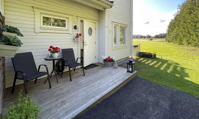 Enkoping Municipality Casa | Terraced house, with a garden. Spacoius, and eight sleeping splaces.