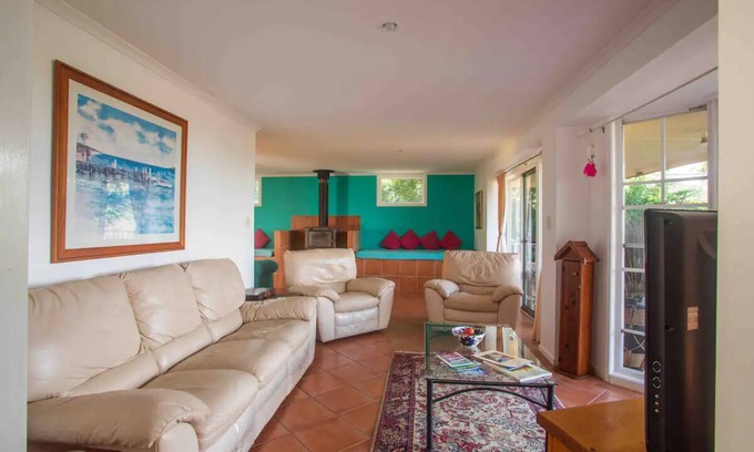 Possum Brush Cabaña | Terracotta Cottage Wallaby Ridge Hideaway Retreat
