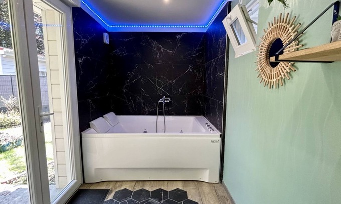 Favieres Apartamento | Terre & Mer'veilles 2, apartment for 2 with SPA
