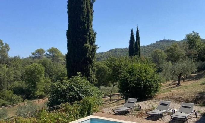 Le Val Casa | Terrubi Villa Jusqu'à 8 Couchages - Piscine Privée - Tennis en Provence Verte