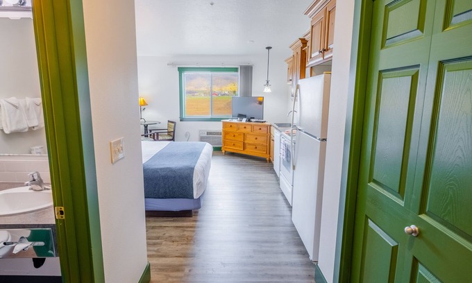Victor Hotel | Teton Valley Motel