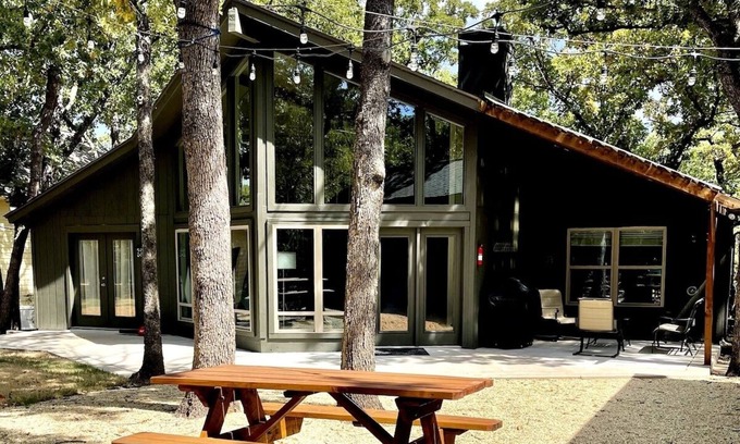 Gordonville Casa | Texoma Tango Cabin by Lake and Beach