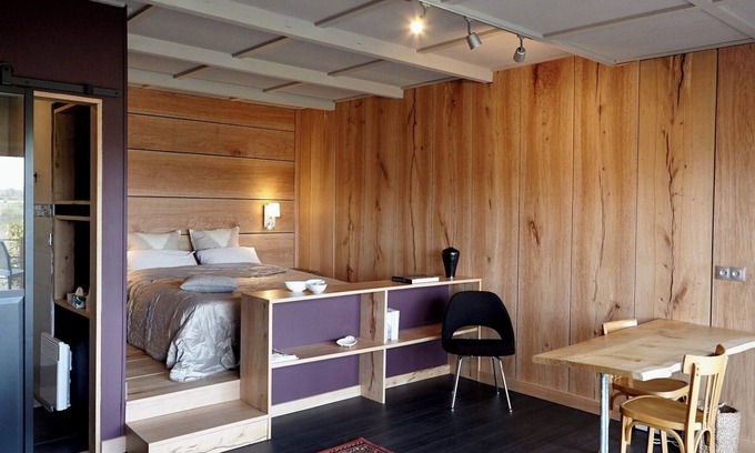 Aramits Casa | Thoreau Suite - A Large Studio With Mountain Views