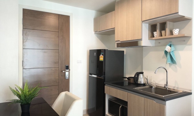Bang Phlat Apartamento | Thaimet① | Mayordomo | Piscina infinita | 7-11 en metro