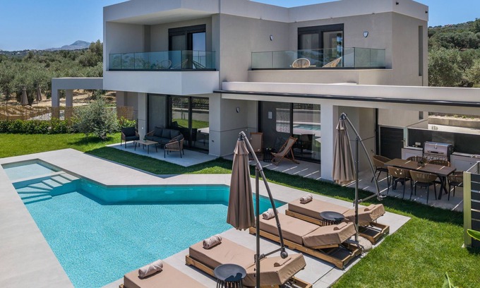 Gerani Villa | Thalassa,Picturesque village,Near beach, tavern,market