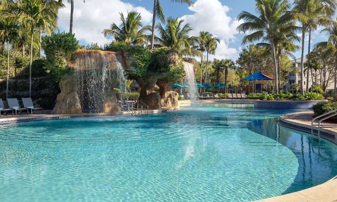 Bonita Springs Complejo | Thanksgiving week! 11/19/23-11/25/23 Hyatt Coconut Cove Resort