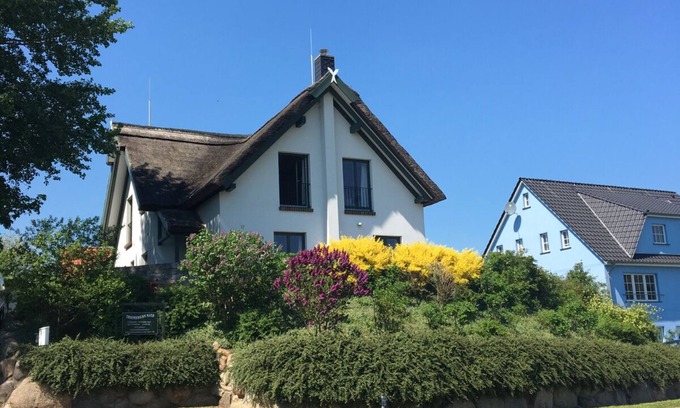 Freest Casa | thatched house, direct sea view, idyllic location in vacation region Usedom